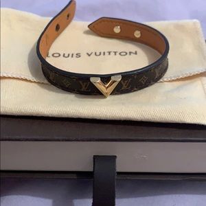 Louis Vuitton snap bracelet